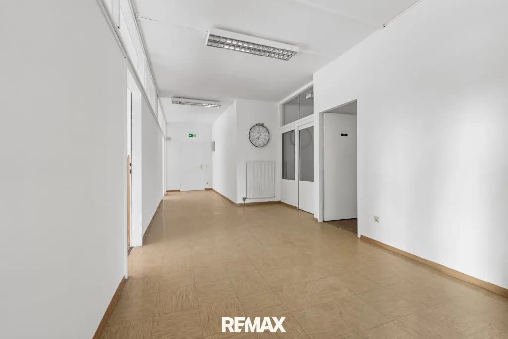 5-Zimmer-Gewerbeimmobilie mieten in Linz – 202 m², € 2.754 – Bild 2 von 11