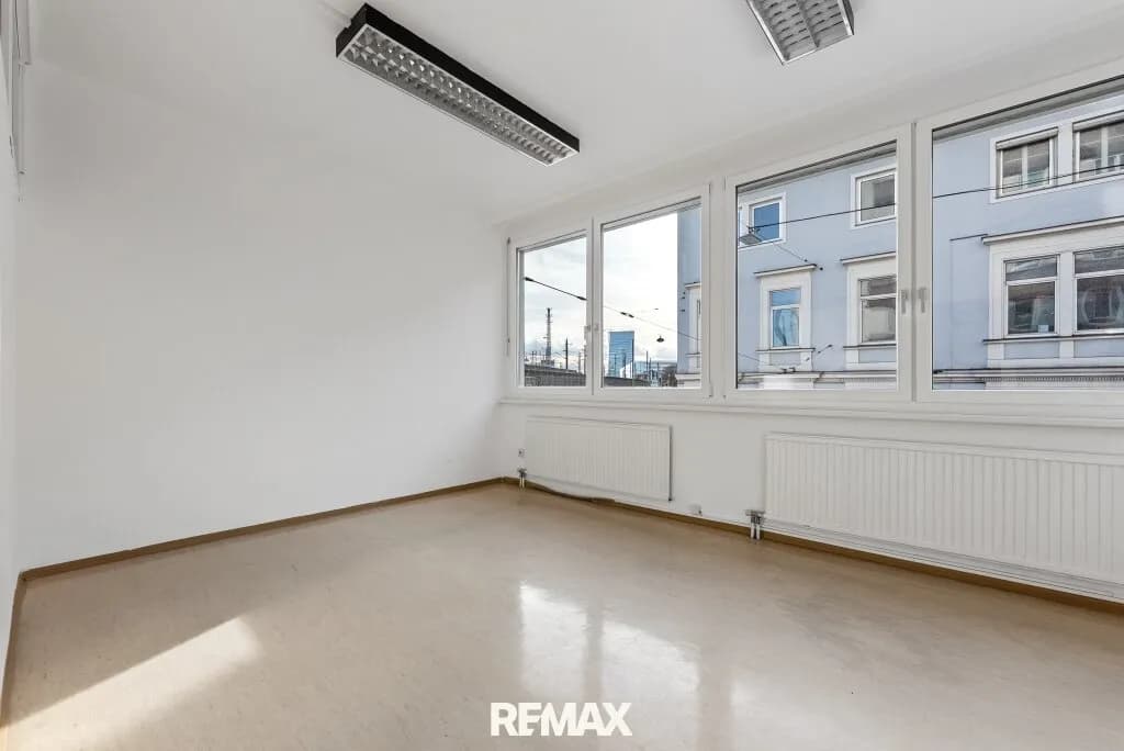 5-Zimmer-Gewerbeimmobilie mieten in Linz – 202 m², € 2.754 – Bild 6 von 11