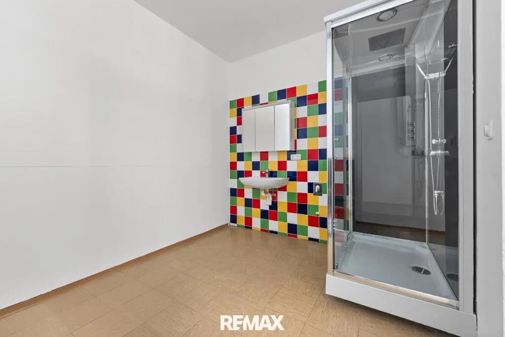 5-Zimmer-Gewerbeimmobilie mieten in Linz – 202 m², € 2.754 – Bild 10 von 11