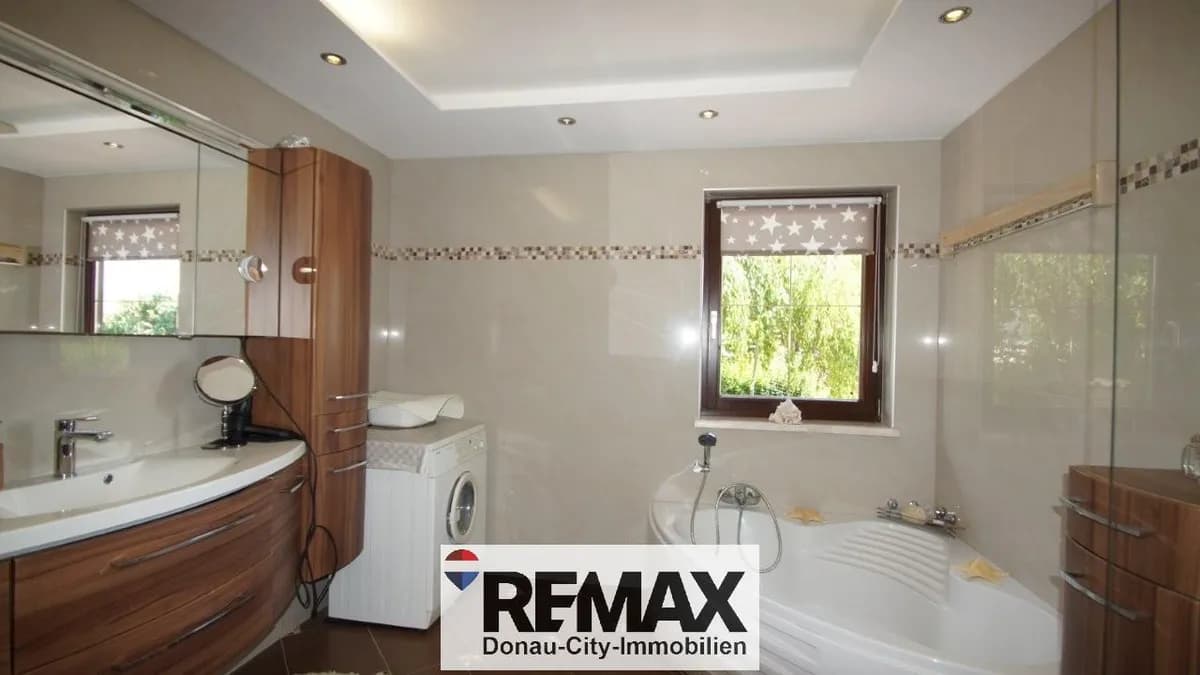 7-Zimmer-Haus kaufen in Korneuburg – 280 m², € 559.000 – Bild 8 von 36