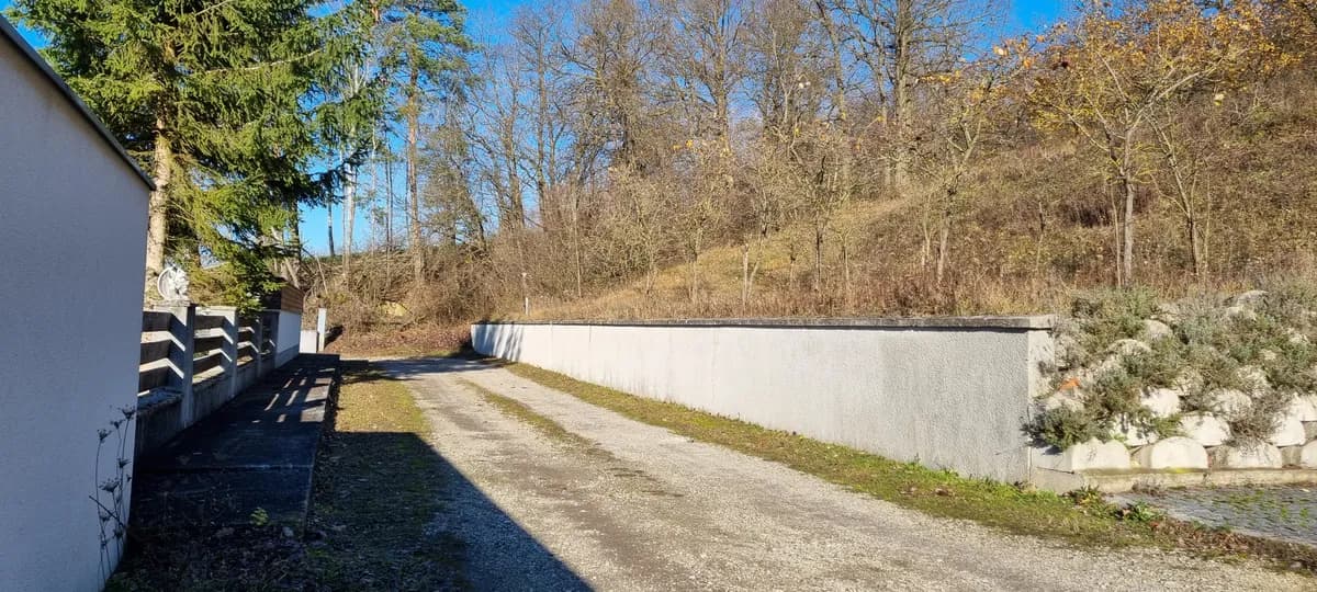 7-Zimmer-Haus mieten in Korneuburg – 320 m², € 2.900 – Bild 4 von 34