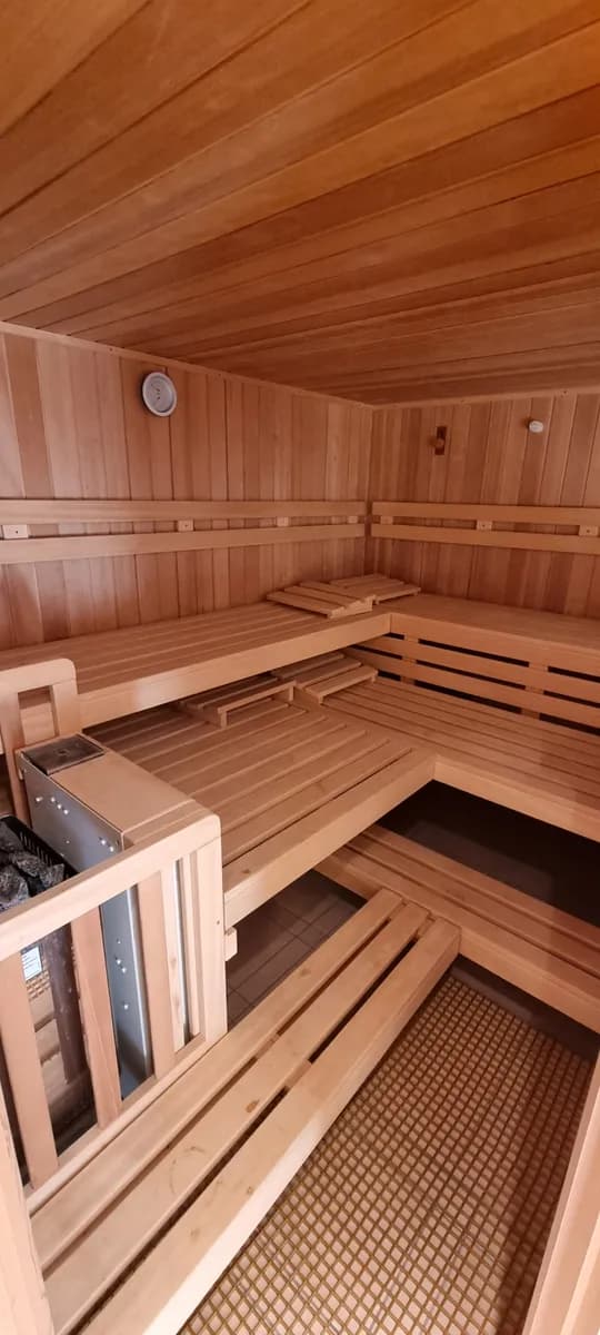 7-Zimmer-Haus mieten in Korneuburg – 320 m², € 2.900 – Bild 32 von 34