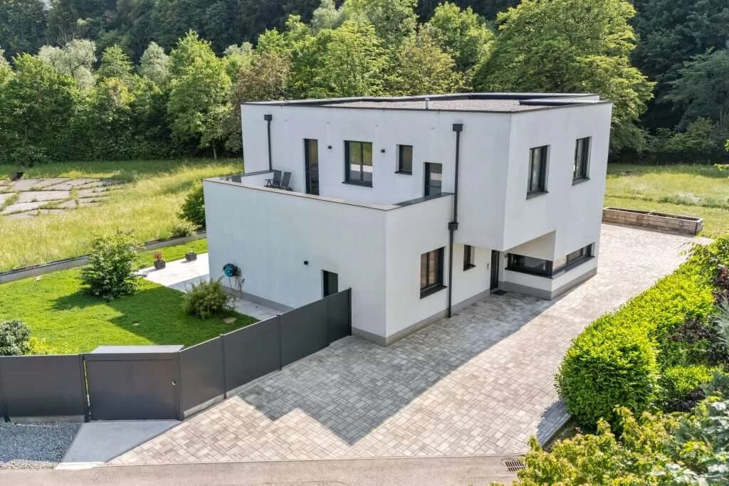 7-Zimmer-Haus kaufen in Gmunden – 279 m², € 1.500.000 – Bild 2 von 26