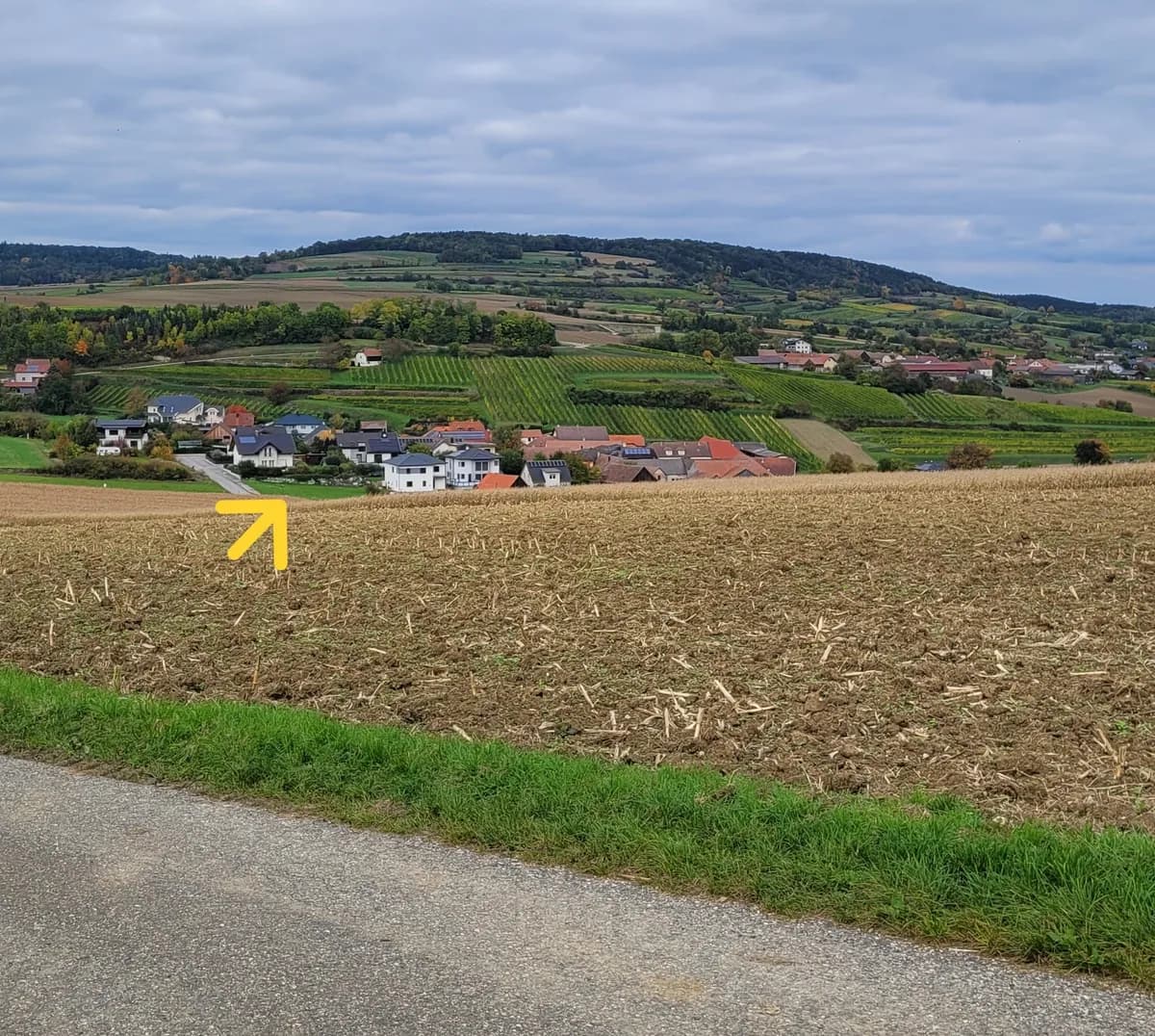 Grundstück kaufen in Sankt Pölten Land – 880 m², € 150.000 – Bild 2 von 7