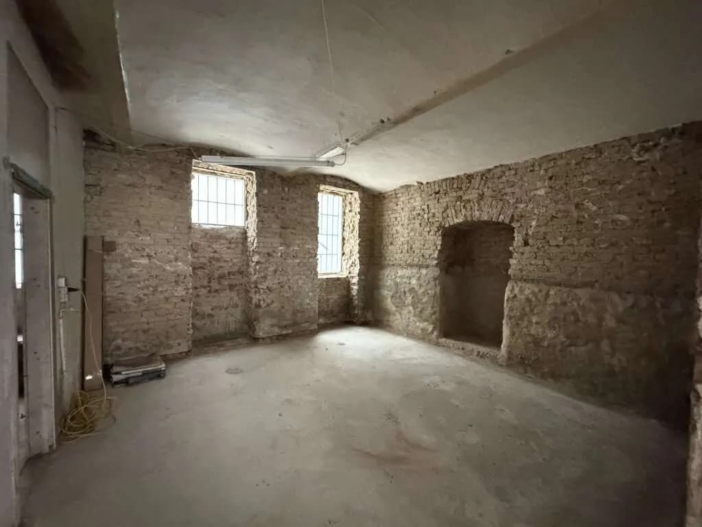 3-Zimmer-Gewerbeimmobilie mieten in Wien – 93 m², € 615 – Bild 2 von 3
