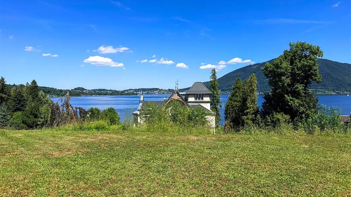 Grundstück kaufen in Gmunden – 1 752 m², € 1.290.000