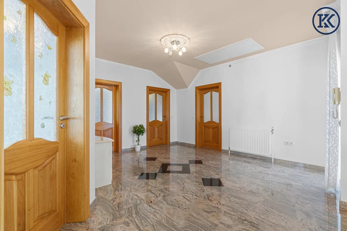 8-Zimmer-Gewerbeimmobilie kaufen in Hollabrunn – 307,35 m² – Bild 14 von 48