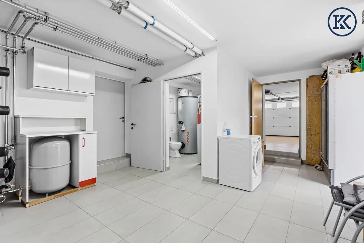 8-Zimmer-Gewerbeimmobilie kaufen in Hollabrunn – 307,35 m² – Bild 31 von 48