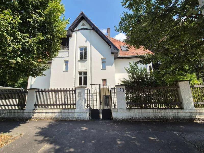 4-Zimmer-Wohnung mieten in Linz – 160,1 m², € 3.124