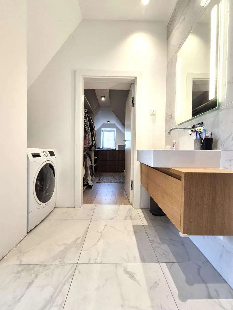 4-Zimmer-Wohnung mieten in Linz – 160,1 m², € 3.124 – Bild 18 von 27
