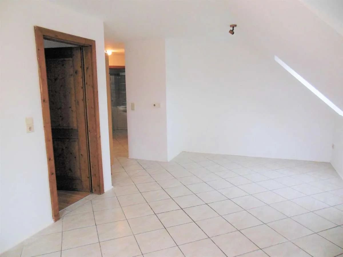 Wohnung kaufen in Steyr-Land – 131 m², € 219.000 – Bild 2 von 7