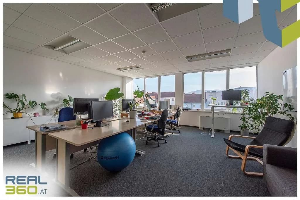 12-Zimmer-Gewerbeimmobilie mieten in Linz – 533 m², € 7.941 – Bild 12 von 26