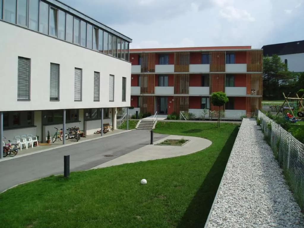 3-Zimmer-Wohnung mieten in Amstetten – 93,51 m², € 911 – Bild 2 von 12