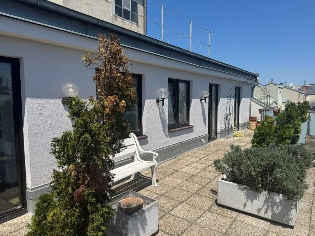 3-Zimmer-Wohnung mieten in Wien – 93 m², € 1.998 – Bild 2 von 11