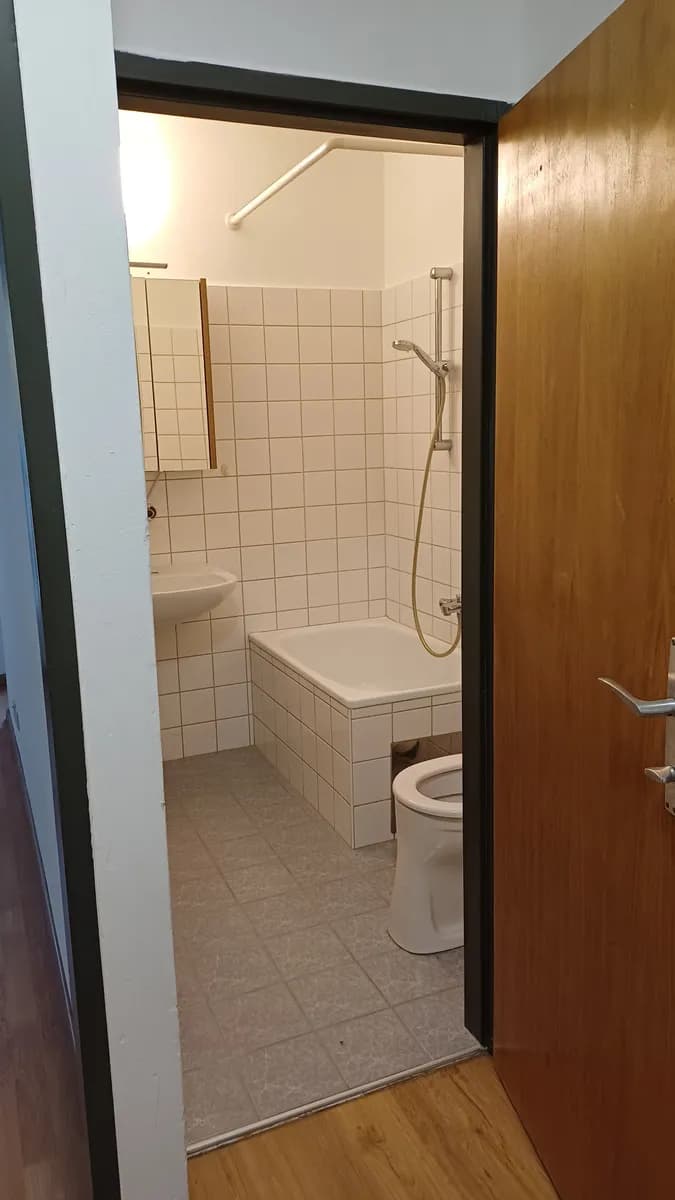 1-Zimmer-Wohnung mieten in Amstetten – 31 m², € 303 – Bild 2 von 9