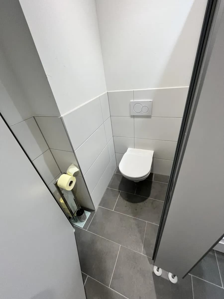 4-Zimmer-Gewerbeimmobilie mieten in Korneuburg – 256 m², € 14 – Bild 11 von 11