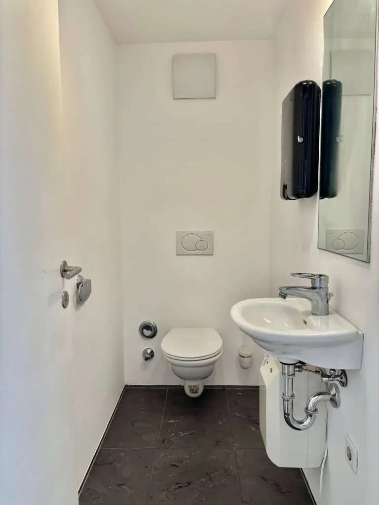 3-Zimmer-Gewerbeimmobilie mieten in Salzburg Stadt – 88 m², € 1.190 – Bild 6 von 12