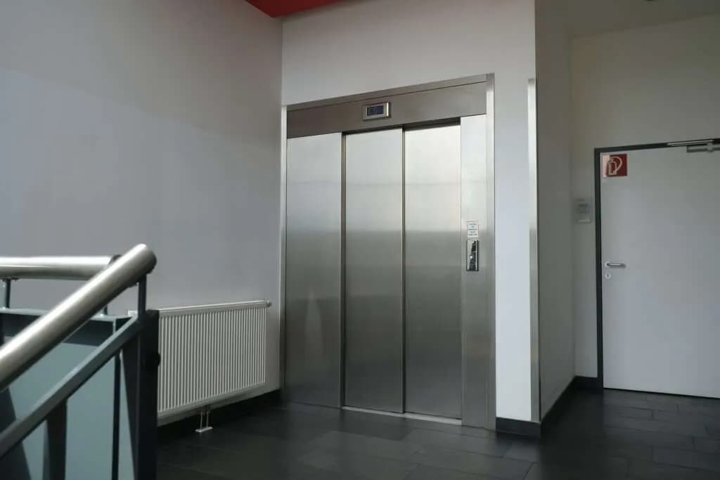 1-Zimmer-Gewerbeimmobilie mieten in Salzburg-Umgebung – 26 m², € 509 – Bild 7 von 7