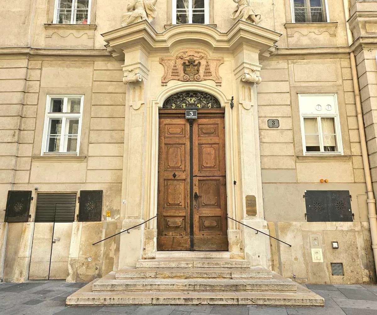 Gewerbeimmobilie mieten in Wien – 650 m², € 24 – Bild 3 von 13