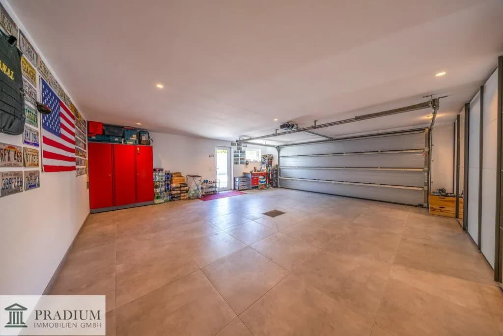 6-Zimmer-Immobilie kaufen in Neunkirchen – 231 m², € 1.090.000 – Bild 18 von 26