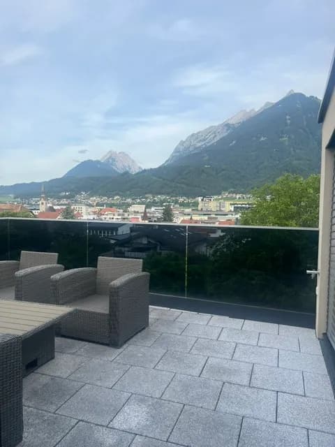 3-Zimmer-Wohnung mieten in Schwaz – 110 m², € 2.500