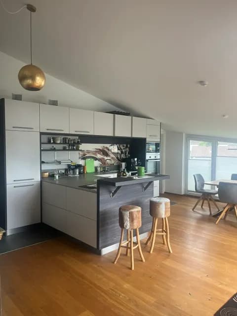 3-Zimmer-Wohnung mieten in Schwaz – 110 m², € 2.500 – Bild 2 von 8