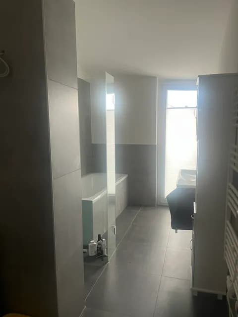 3-Zimmer-Wohnung mieten in Schwaz – 110 m², € 2.500 – Bild 8 von 8