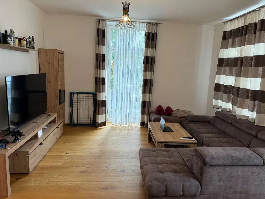 4-Zimmer-Wohnung mieten in Graz – 16 m², € 550 – Bild 2 von 9