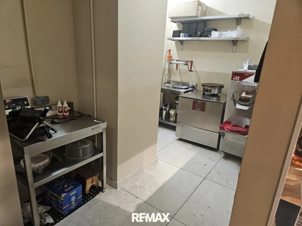 Gewerbeimmobilie mieten in Wien – 60 m², € 1.672 – Bild 8 von 12