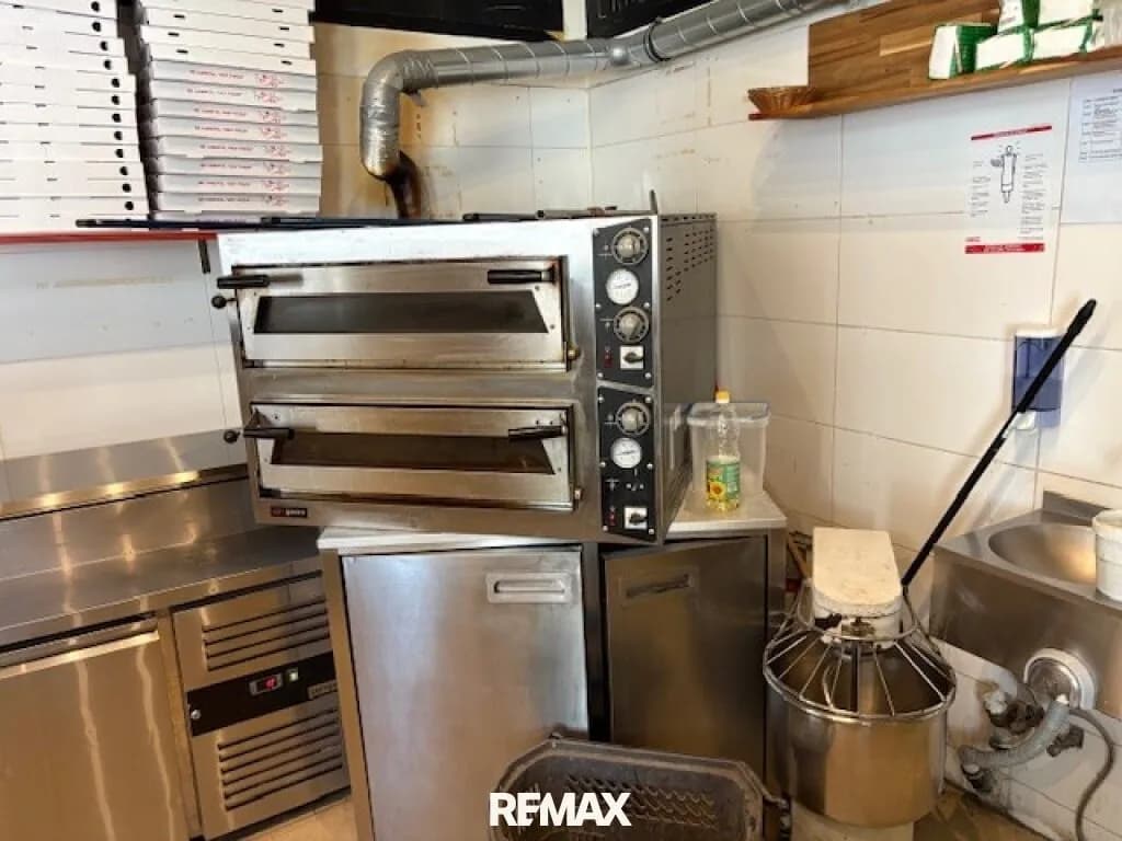 Gewerbeimmobilie mieten in Wien – 100 m², € 2.000 – Bild 12 von 14
