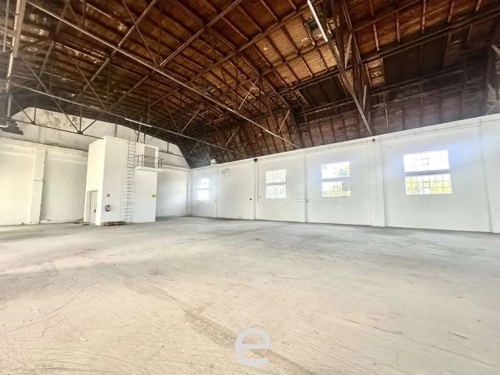 Gewerbeimmobilie mieten in Linz Land – 1 000 m², € 6.350 – Bild 19 von 19