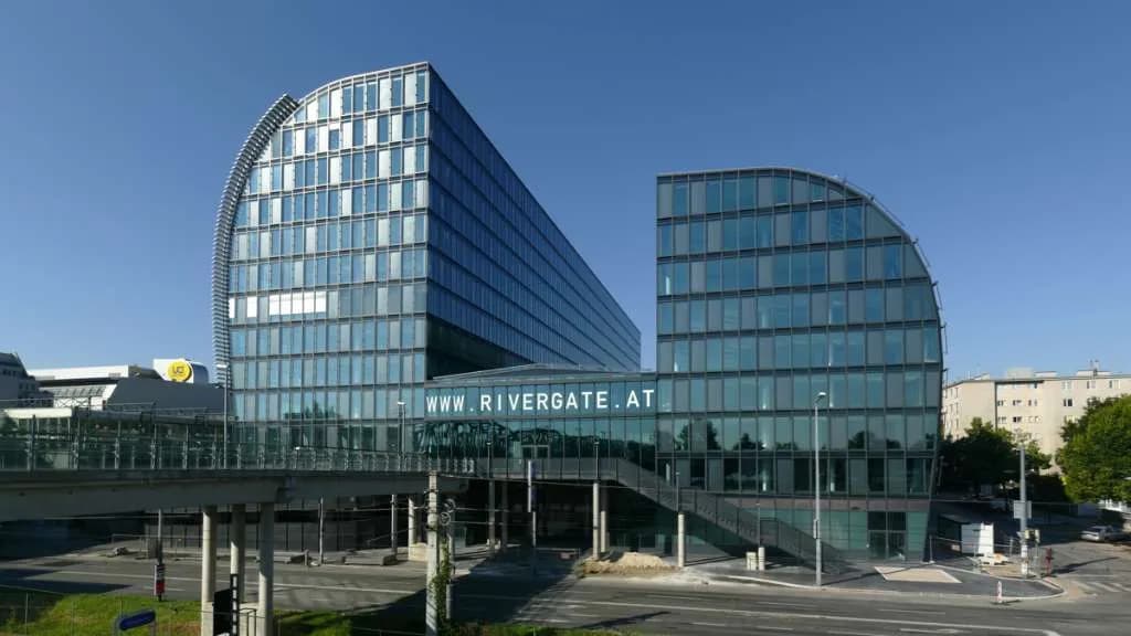 Gewerbeimmobilie mieten in Wien – 129 m², € 2.915 – Bild 2 von 2