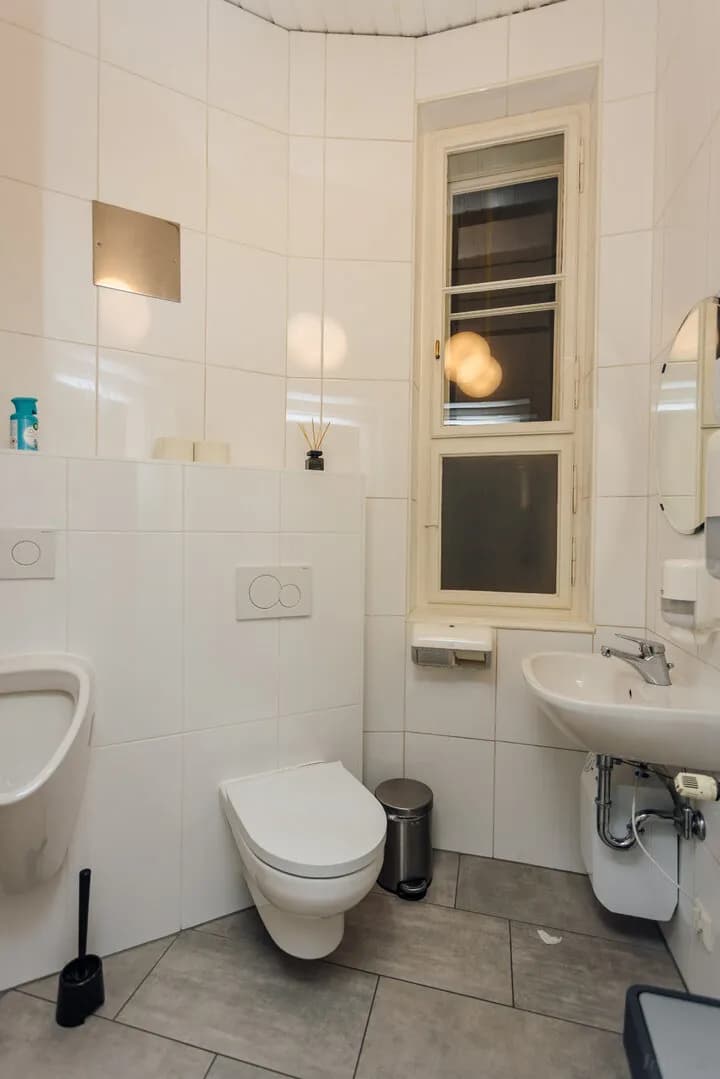 4-Zimmer-Gewerbeimmobilie mieten in Graz – 160 m², € 2.062 – Bild 9 von 15
