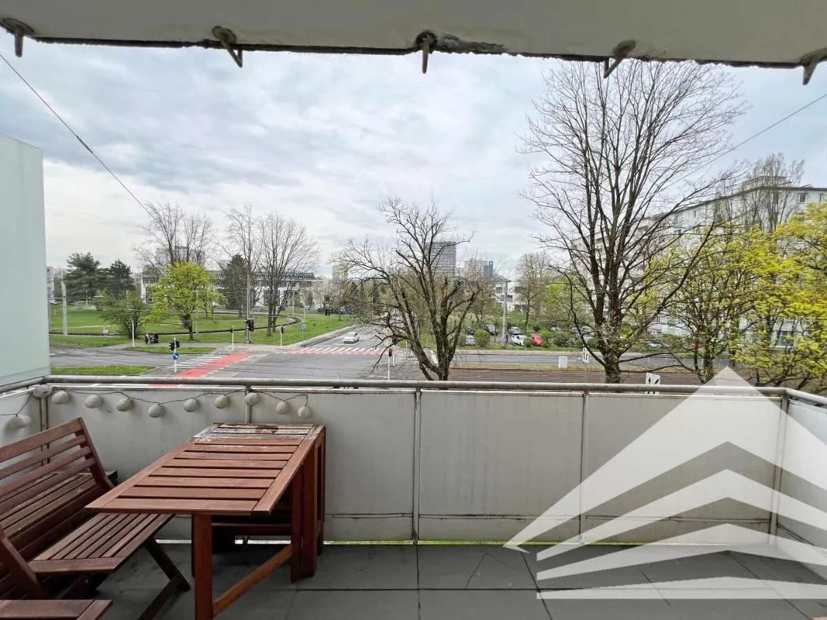 3-Zimmer-Wohnung kaufen in Linz – 71,32 m², € 289.000 – Bild 2 von 12