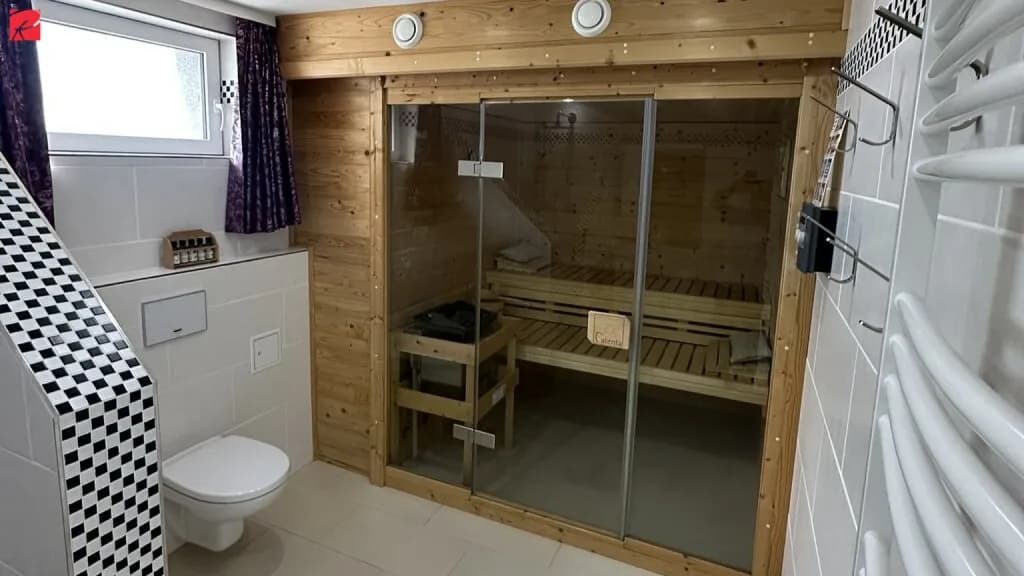 8-Zimmer-Gewerbeimmobilie kaufen in Gänserndorf – 220 m², € 890.000 – Bild 6 von 7