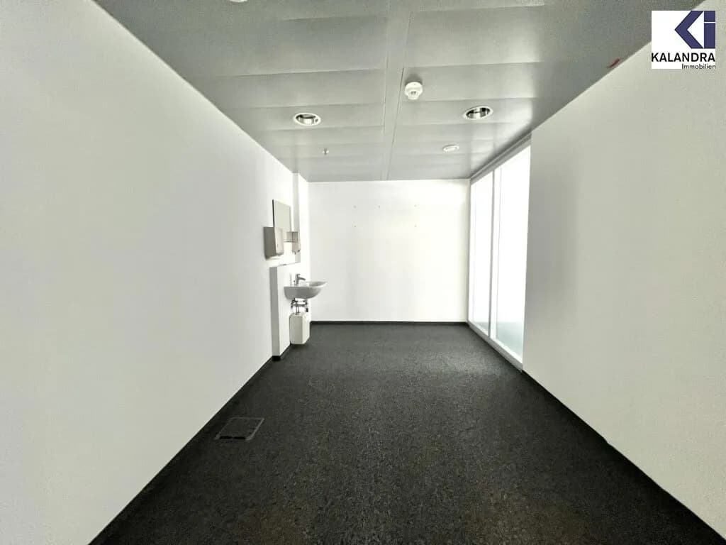 14-Zimmer-Gewerbeimmobilie mieten in Wien – 694 m², € 14.540 – Bild 20 von 25