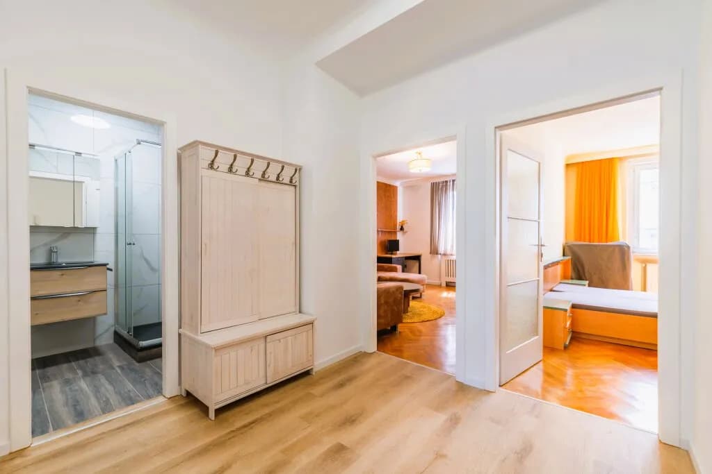 2-Zimmer-Wohnung kaufen in Wien – 65 m², € 230.000 – Bild 2 von 15