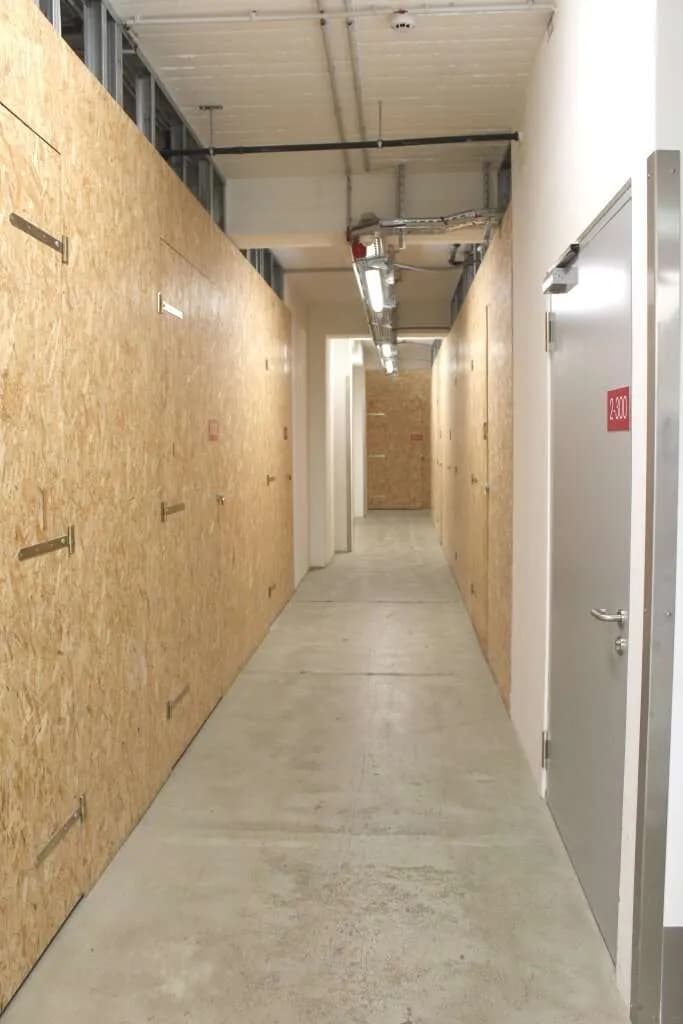 Gewerbeimmobilie mieten in Innsbruck-Land – 29 m², € 325 – Bild 2 von 3