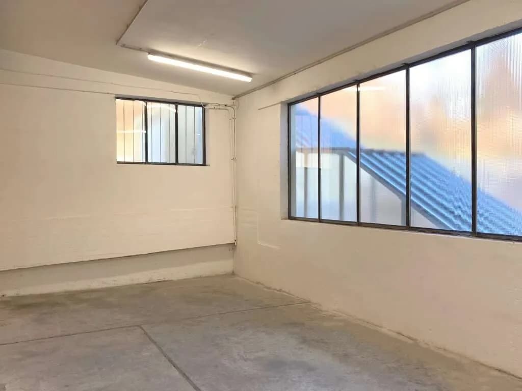 Gewerbeimmobilie mieten in Innsbruck-Land – 29 m², € 325 – Bild 3 von 3