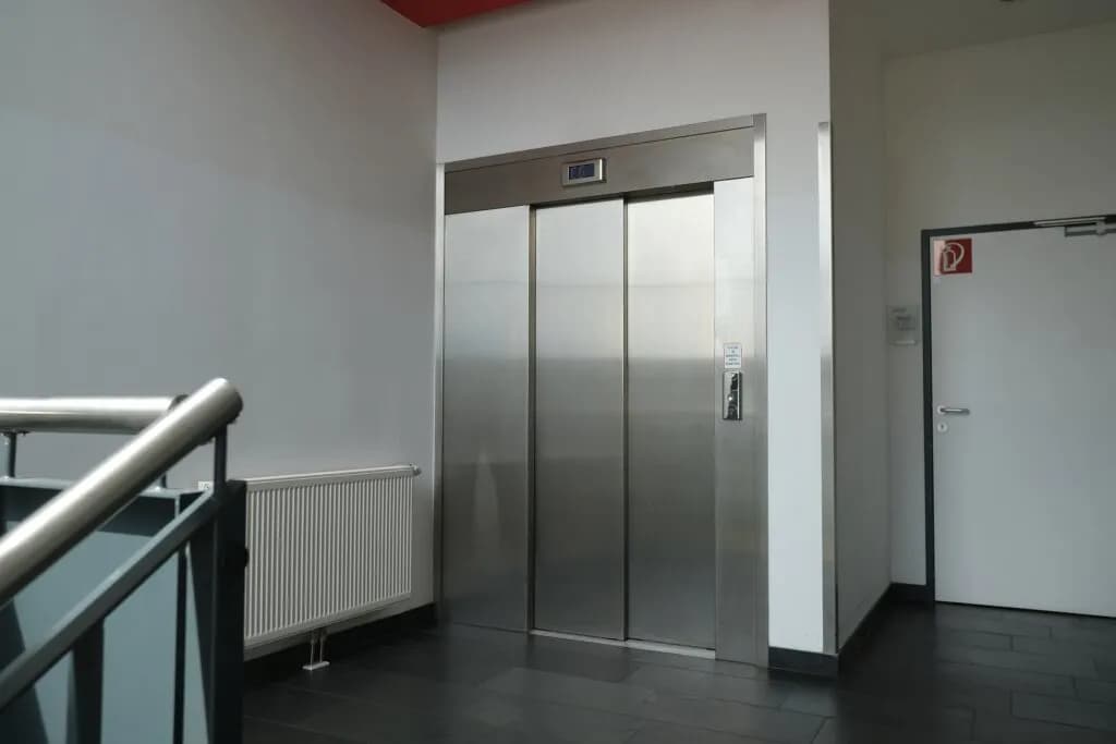 Gewerbeimmobilie mieten in Salzburg-Umgebung – 56 m², € 983 – Bild 4 von 4