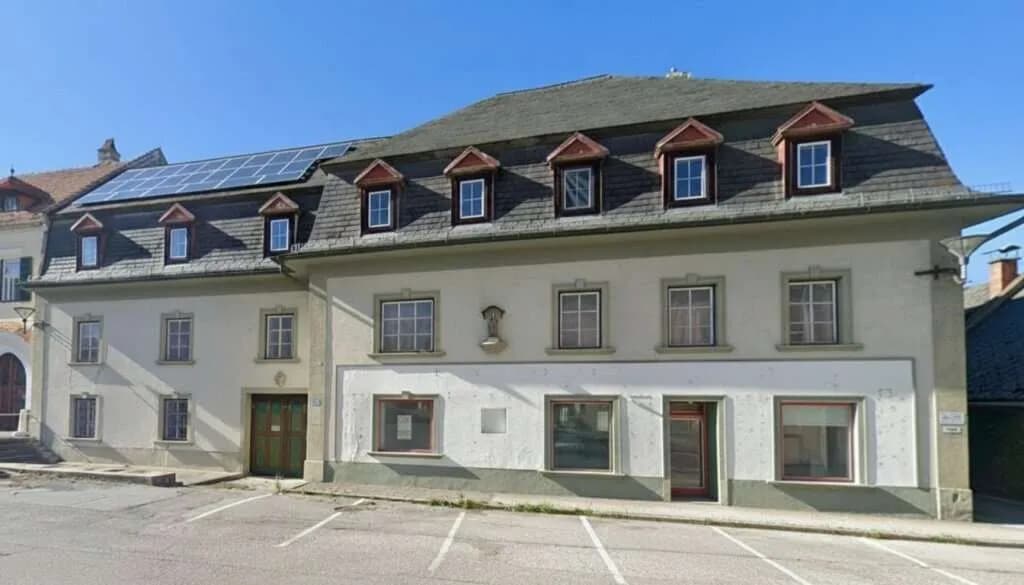24-Zimmer-Immobilie kaufen in Neunkirchen – 450 m², € 690.000