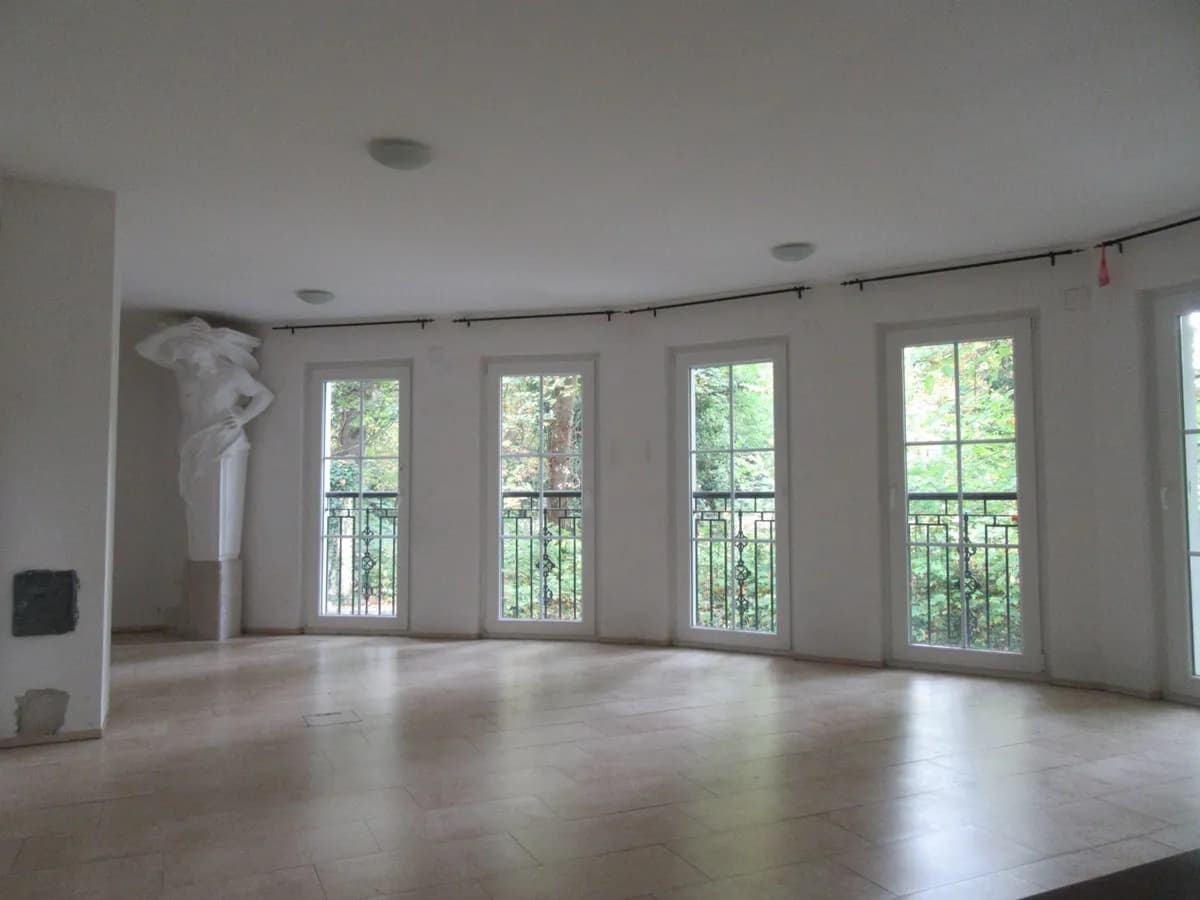 12-Zimmer-Gewerbeimmobilie kaufen in Baden – 527 m², € 2.900.000 – Bild 4 von 24