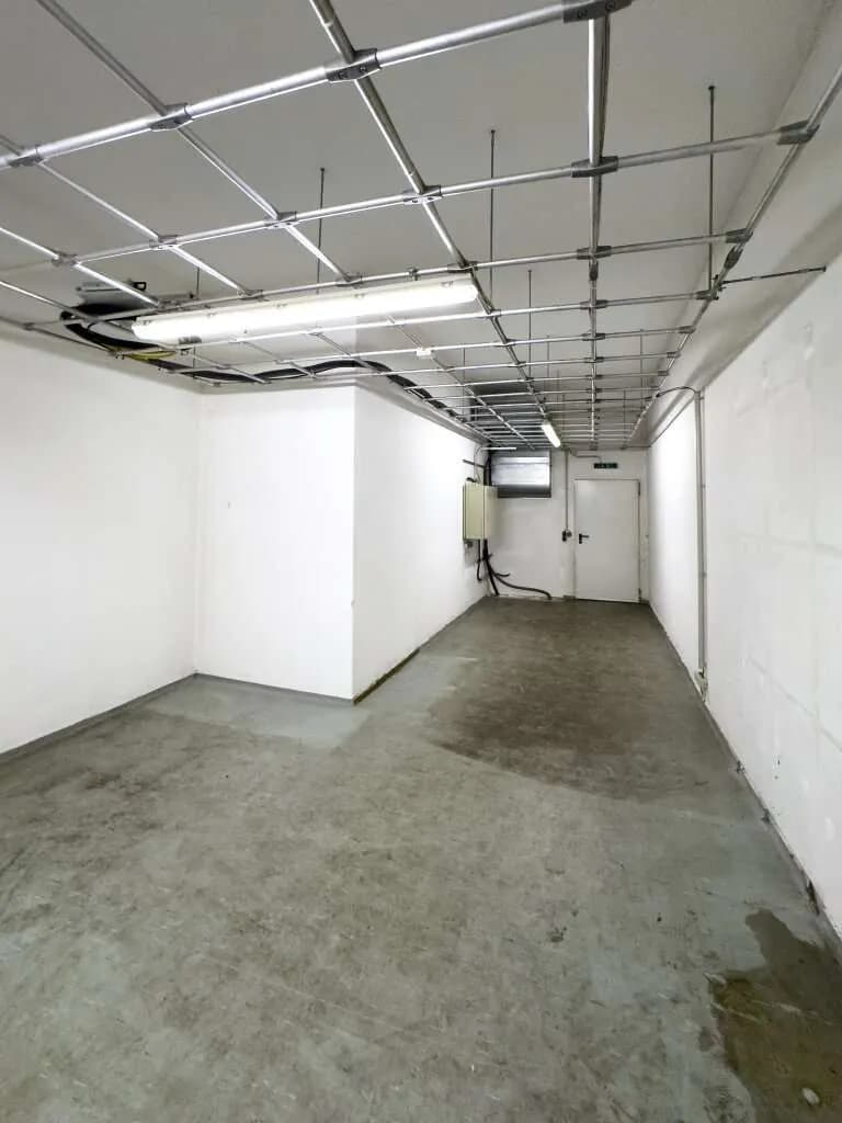 Gewerbeimmobilie mieten in Hallein – 36 m², € 440 – Bild 2 von 3
