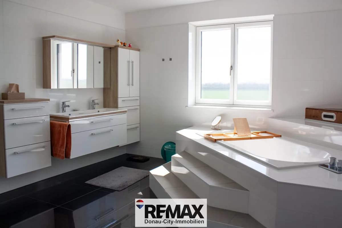 5-Zimmer-Haus kaufen in Bruck an der Leitha – 221 m², € 950.000 – Bild 14 von 20