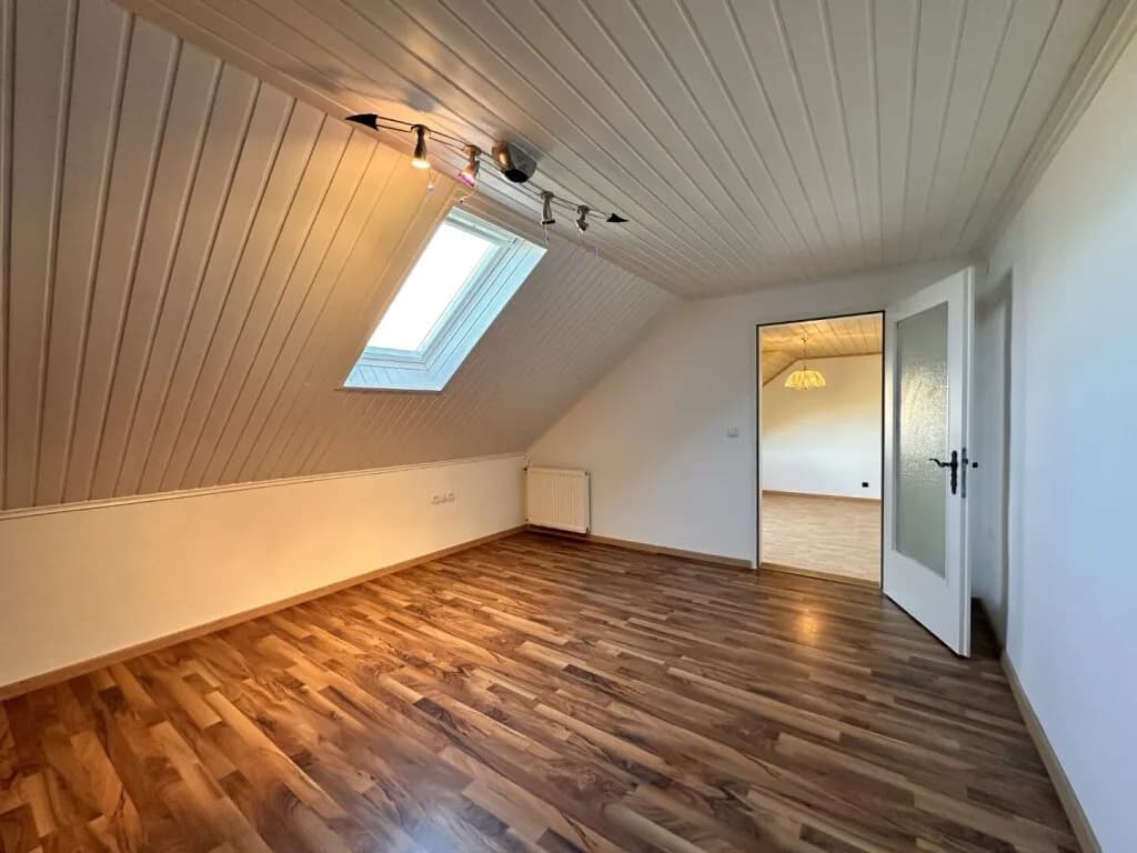 Wohnung kaufen in Neunkirchen – 67,61 m², € 93.700 – Bild 3 von 16