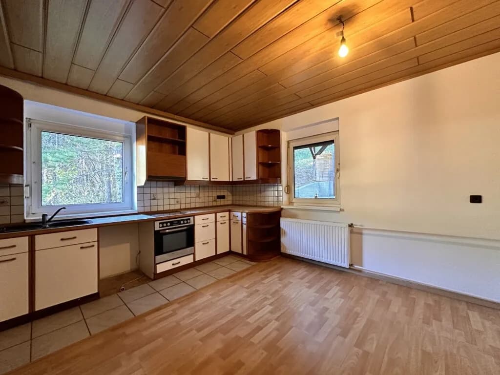Wohnung kaufen in Neunkirchen – 67,61 m², € 93.700 – Bild 11 von 16