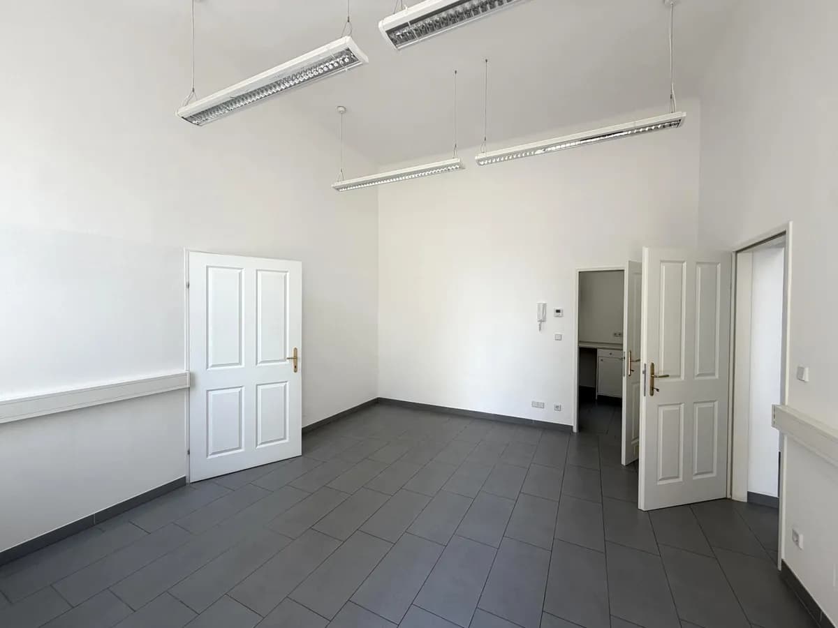 Gewerbeimmobilie mieten in Wien – 52 m², € 816 – Bild 4 von 20