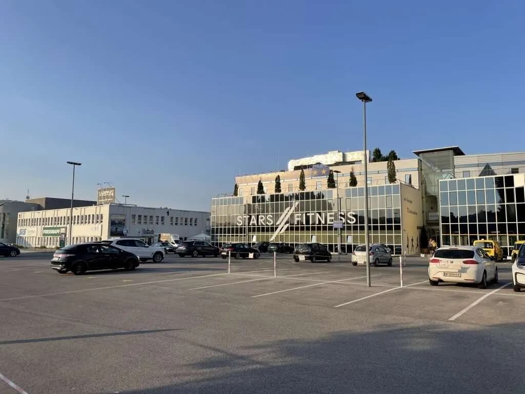 Gewerbeimmobilie mieten in Tulln – 43 m², € 628