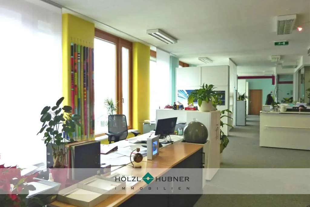 Gewerbeimmobilie mieten in Salzburg Stadt – 309 m², € 5.236