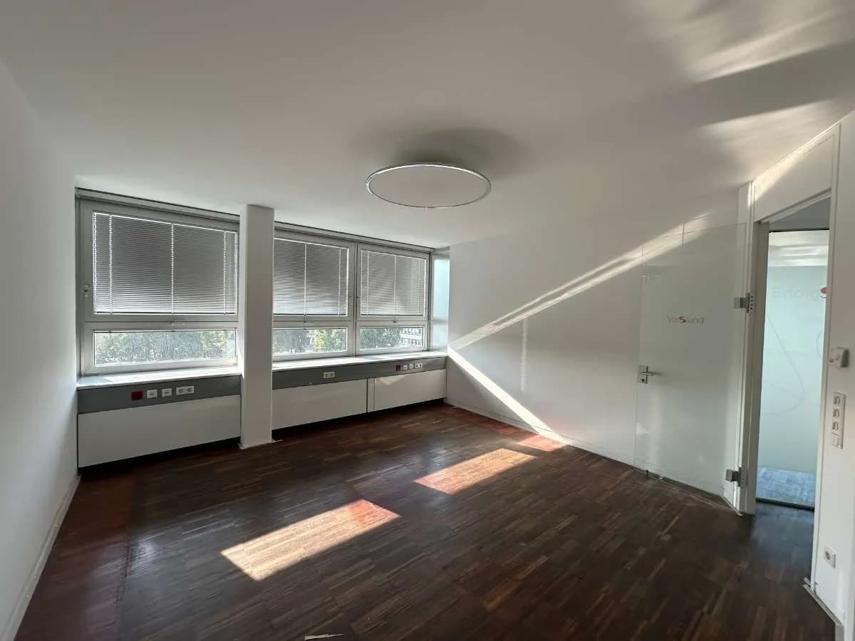 Gewerbeimmobilie mieten in Wien – 1 333 m², € 22 – Bild 6 von 9